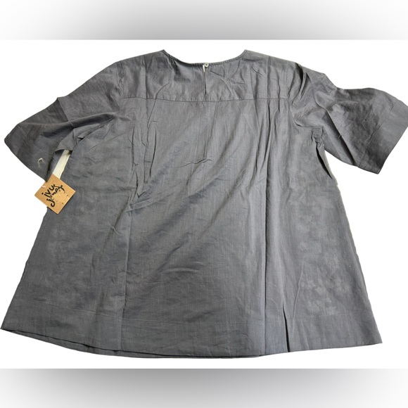 IVY JANE charcoal gray white Embroidered short sleeve flowy blouse top NWT - Picture 4 of 4